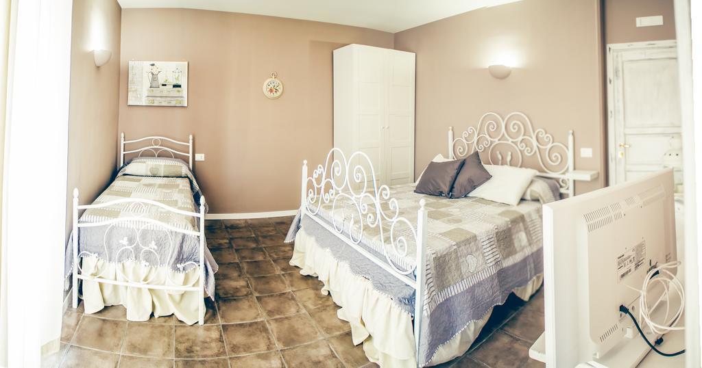 La Peonia Bed & Breakfast Napoli Cameră foto