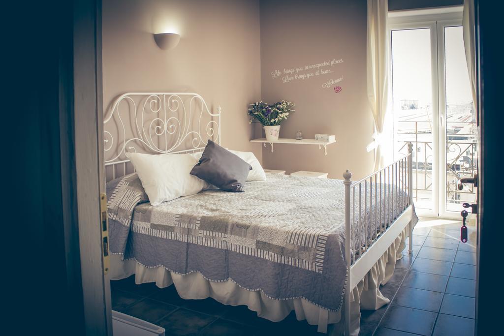 La Peonia Bed & Breakfast Napoli Cameră foto
